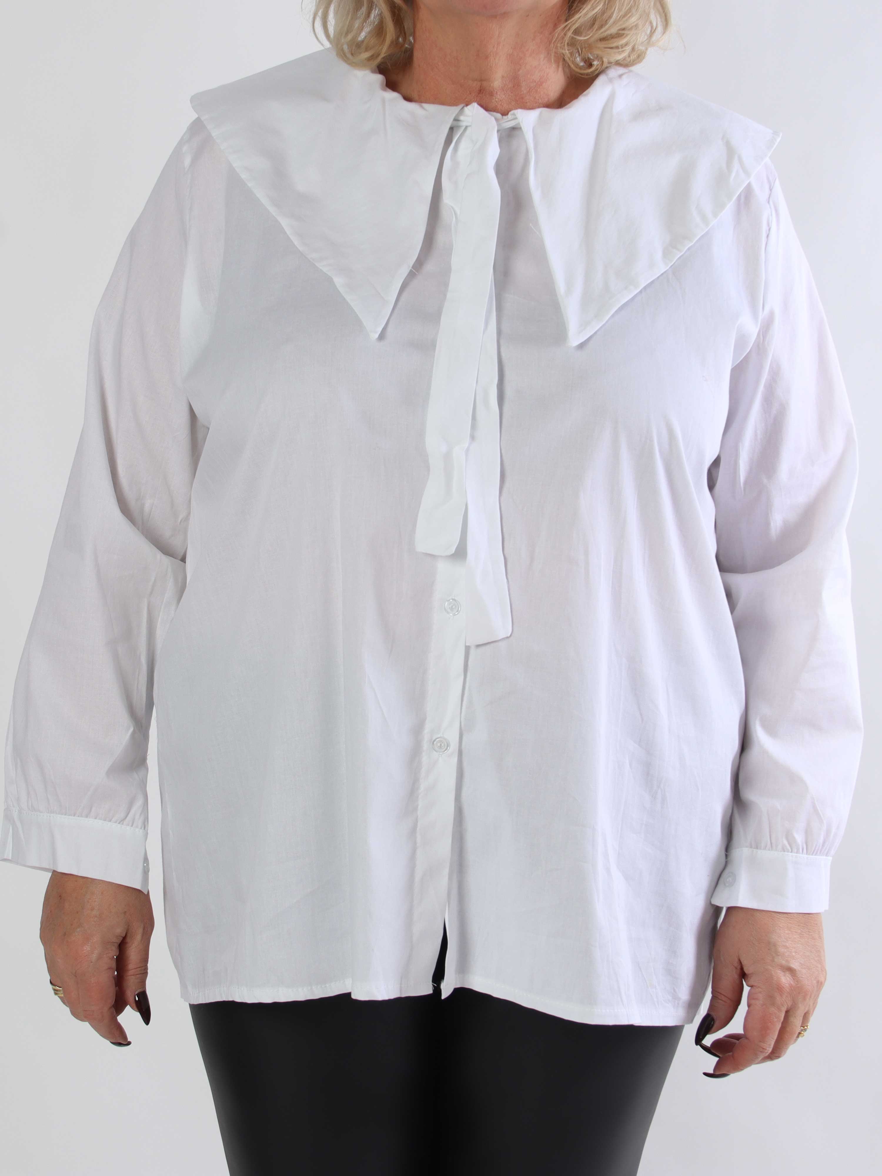 Venezia - Plus size skjorte i bomuld med stor krave og fint bindebånd